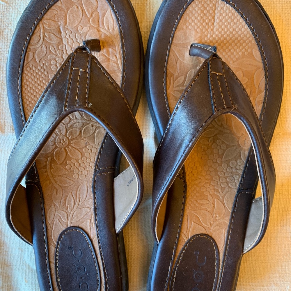 Born Brown Leather Sandals
